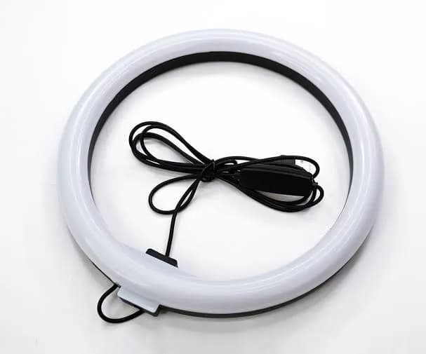 Portable Clip-On Selfie Ring Light with 36 LED Bulbs | 3 Brightness Levels | Rechargeable Fill Light for Phones | Without Stand — main product photo